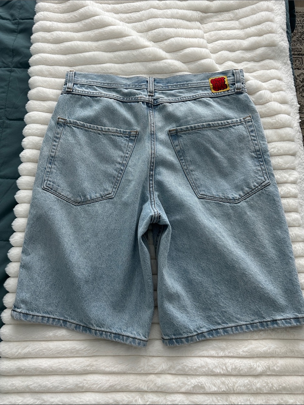 Empyre Light Wash Denim Men’s Shorts (Zumiez brand) - Picture 2 of 4